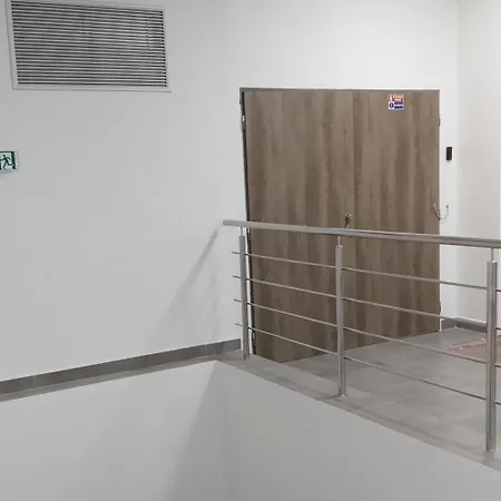 White Coral Club Vandrarhem