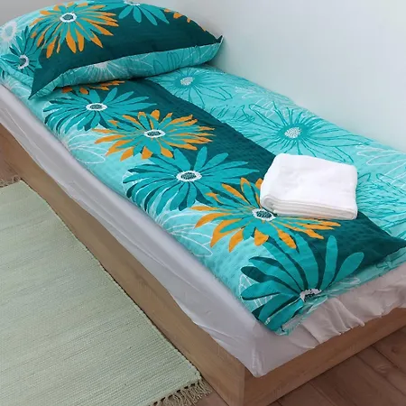 Vandrarhem White Coral Club